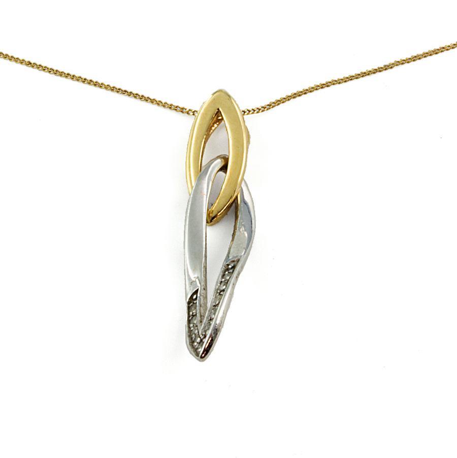 9ct gold Diamond Pendant with chain